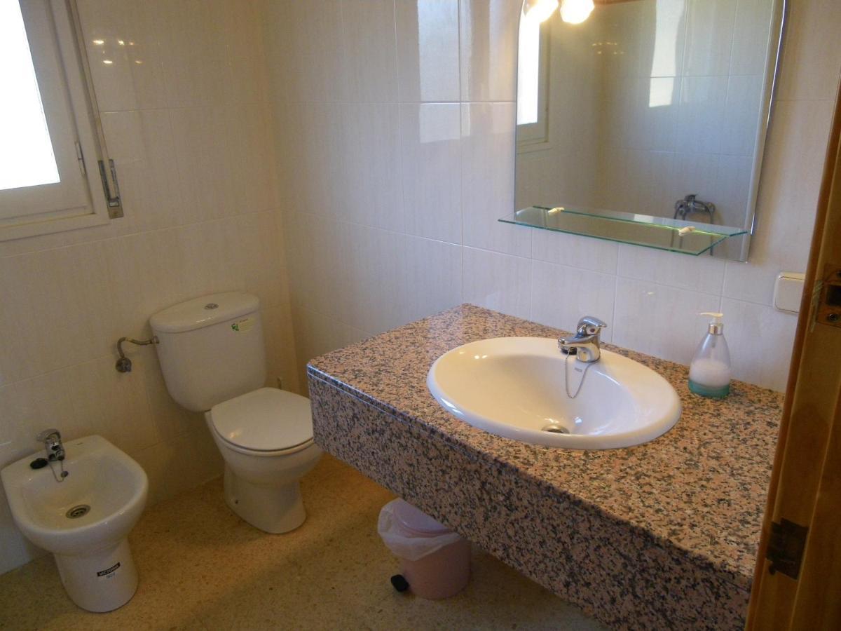 Apartamentos La Francesa Santa Pau Ngoại thất bức ảnh