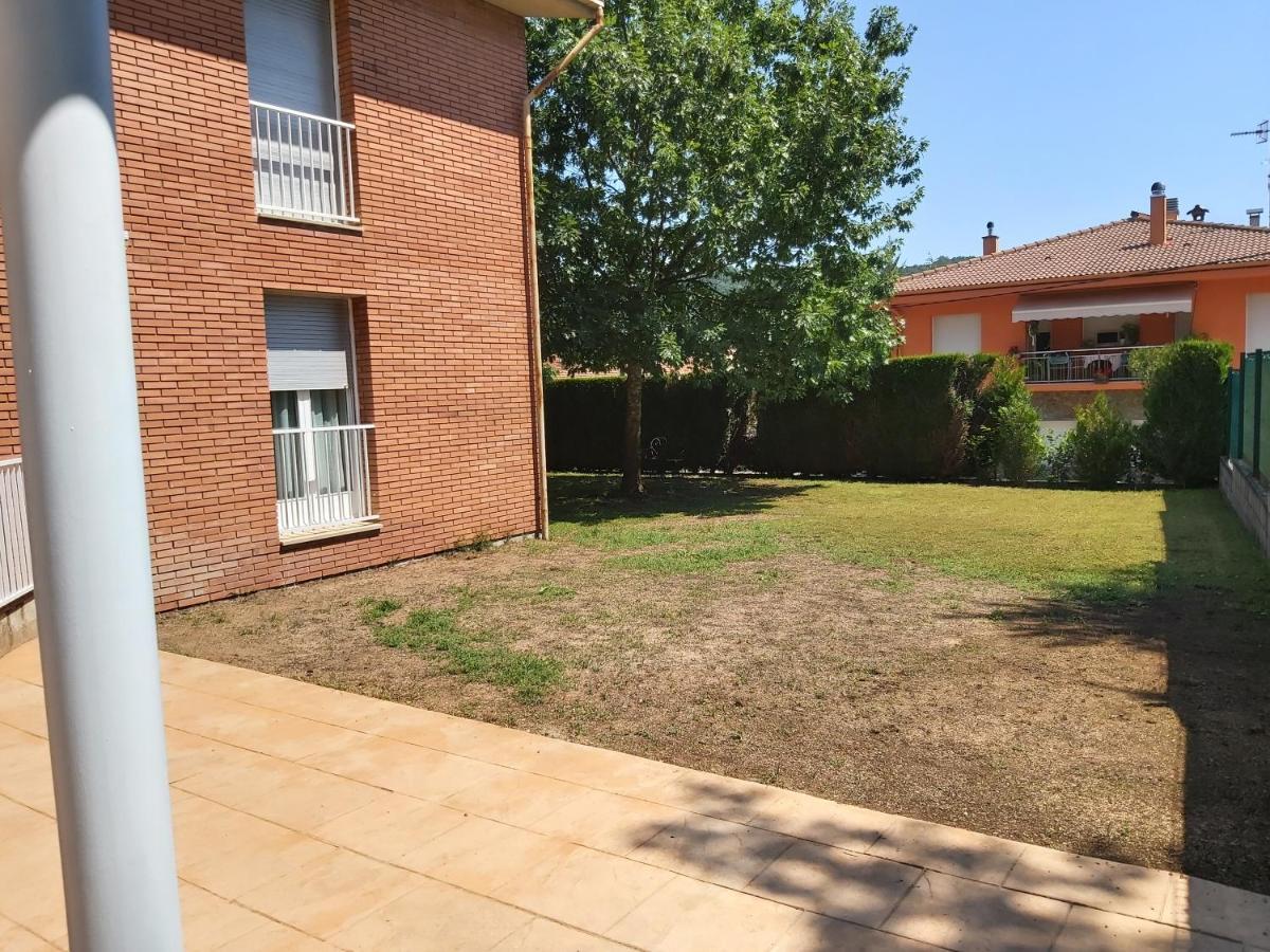 Apartamentos La Francesa Santa Pau Ngoại thất bức ảnh